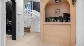 Capsule Residence - Image 4