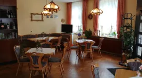 Gasthof & Hotel Zur Linde - Image 4