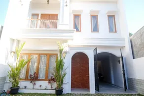 Urbanview Syariah Loji Arum Stasiun Klaten by RedDoorz - Image 5
