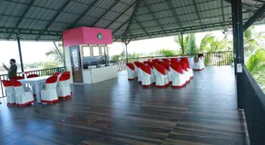 Green Apple Home Stay - Image 4