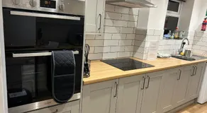 Barratt Street Rooms - Image 5