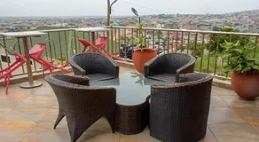 Triple Hill Hotel - Image 4