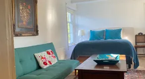 Beautiful renovated Farmhouse - Image 2