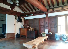 Bonghwa Hanok Old House Pension - Image 3