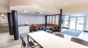 Gordon Hall Residence - Image 2