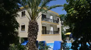 Odysseas & Eleni Hotel Apartments - Image 3