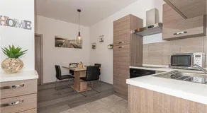 Beautiful Apartment In Sibenik - Image 2