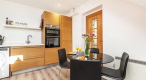 Winchester Apartments - Image 5