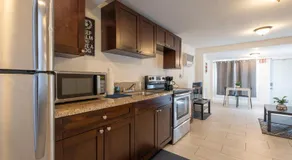 COZY Private Apts in Hollywood By Hard Rock Casino! - Image 4
