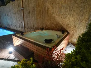 Yesil Panjurlu Villa Otel - Image 4