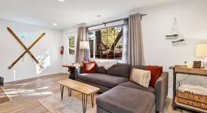 Apres Chalet Retreat | Pet-Friendly Cottage | Hot Tub | Nature Escape - Image 2