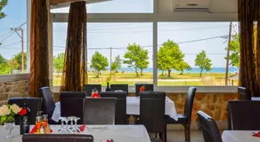 Ellas Hotel - Image 4