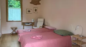 Les Jardins Vert Framboise yourte et chambres d'hôtes - Image 2