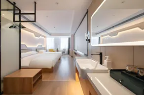 VYLUK Hotel Beijing Universal Studios - Image 4