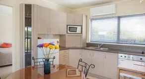 Palm Pacific Resort & Motel - Image 3