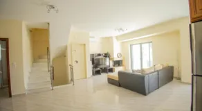 The Calm House - Image 2