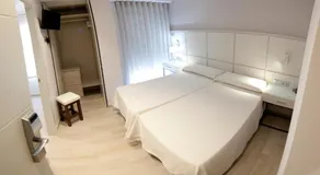 Hostal Loimar - Image 2