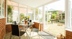 8 Saxonfields - Image 4