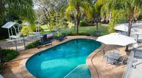 Commercial Golf Resort - Image 2