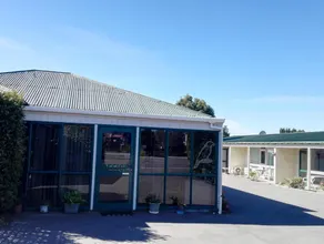 Tui Lodge Motel - Image 2