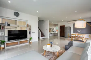 Solin House Phuket Town - Image 2
