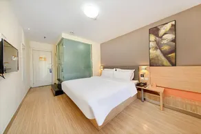 7 Days Inn West Gate of Taiyuan University of Technology - Image 3