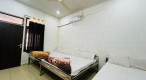 Hotel Shiv Mahima - Image 2