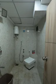 Bellissimo Hotel & Rooms - Image 5