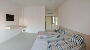 Lerdsup Hotel - Image 3