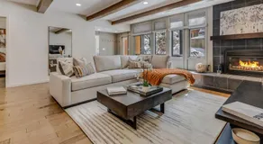 Updated Core 3 BR, 3 BA with AC, Pool & Hot-tub! - Image 3