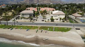Beach Garden Hotel - Image 2