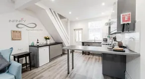 Liverpool Harrow Road Sleeps 6- Infinity Apartment - Image 5