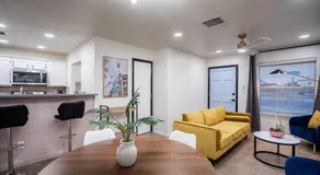 Art Deco 3 BR Near Fort Bliss - Image 5