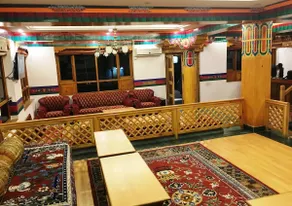 Hotel Caravan Centre - Image 5