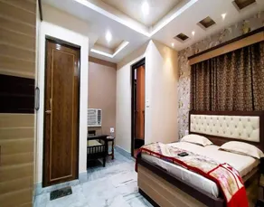 Hotel Suraj - Image 2