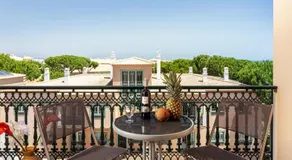 Host Wise - Wonderful Flats with Pool - Image 2