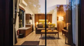 Rainforest Retreat - Image 2