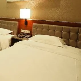 Jinzhou Holiday Hotel Enping - Image 3