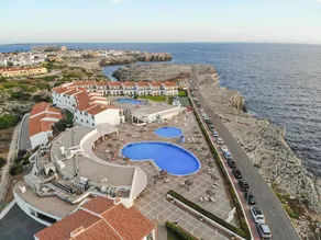 RVHotels Sea Club Menorca - Image 2