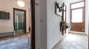 Karama - Image 5