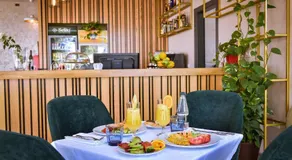 Airport Garden Hotel - Image 5