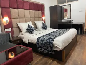 HOTEL SENORITA - Image 2