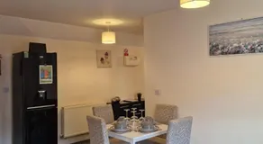 Hereford - Mayflower Coach House, Modern 2 Bedroom Property With Parking, Located South Of Hereford City, Suitable For Small Family, Couple Or Contractors - Sleeps Up To 5 Guests - Hosted by RENTMYHOUSE - Image 4
