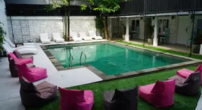 Lushy Hostel Kuta Legian - Image 2