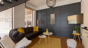 Accommodation @ 32 - Image 2
