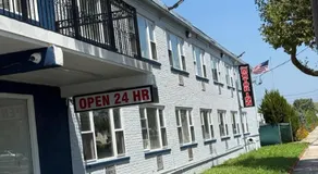 Island Motor Inn - Image 4