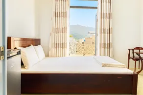 Phi Mai Hotel - Image 2