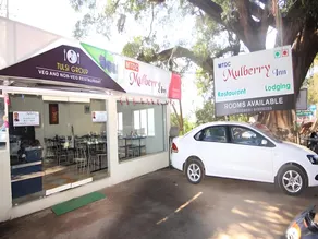 Hotel Mulberry Inn - Image 3