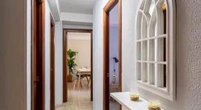 TrendyHomes El Puerto de Almería, próximo Playa y Centro,3 HAB, Espacioso, Familias, Wifi - Image 3