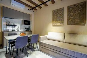 SJ7 Aparthotel - Image 5